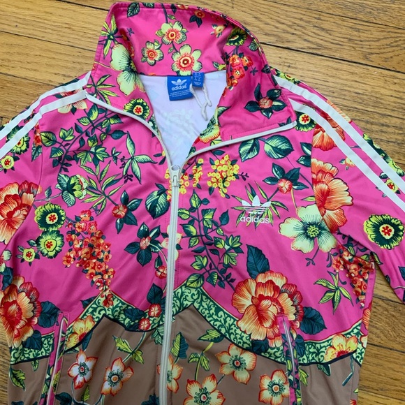 Adidas - Picture 2 of 6